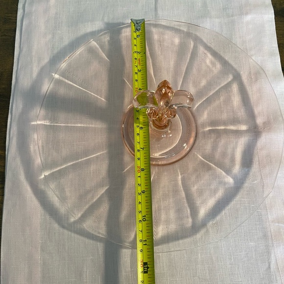 Vintage Fostoria Pink Depression Glass Tray Fleur De Lis Handle. Round. Snacks - Picture 10 of 13